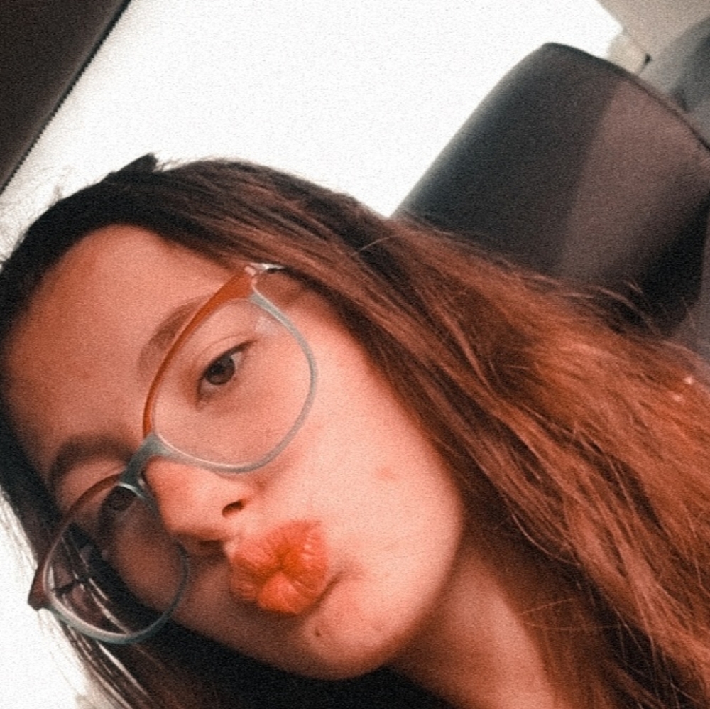 Meet your Posher, Lidia janae